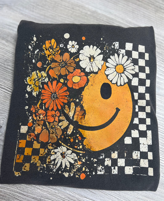 Distressed Smiley Daisy
